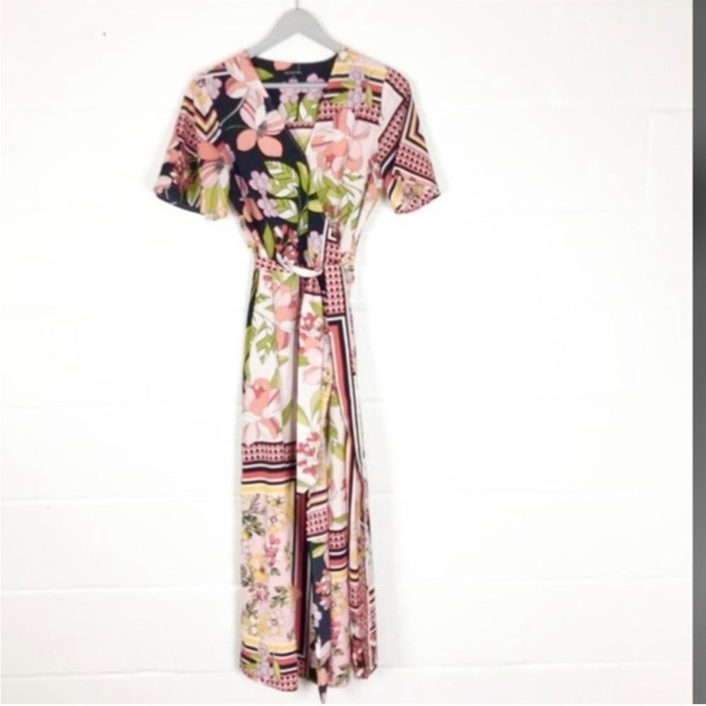 Who What Wear Multicolor Floral Wrap MIDI Dress Size Small - Picture 2 of 8